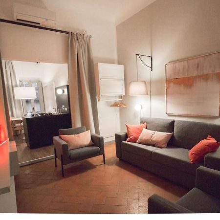 Yome - Appartamento Con Una Camera Da Letto - Acqua Флоренция Экстерьер фото